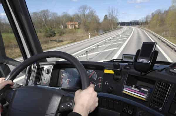 Moving Tips: Driving A Moving Truck For The First Time