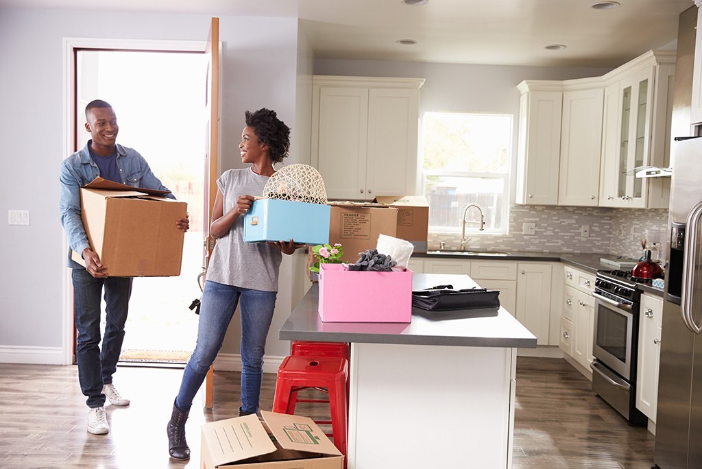 8 Tips to Minimize Your Hassle When Moving
