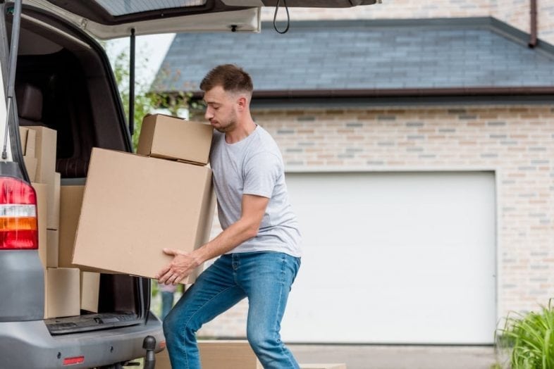 how-to-move-out-of-your-parents-house-wowmover-com