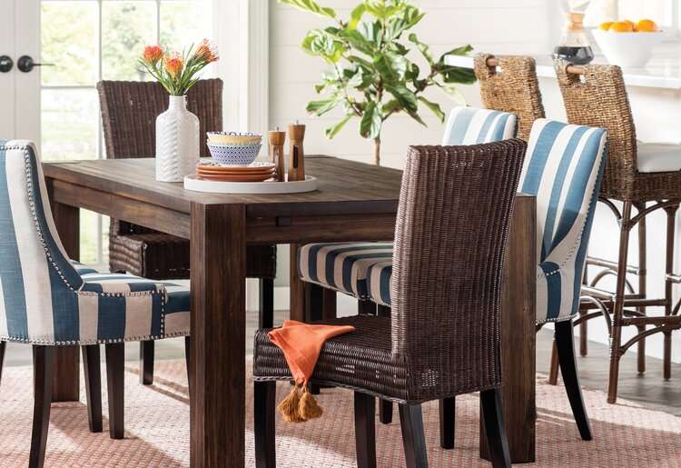 How to pack dining room chairs and tables when moving?