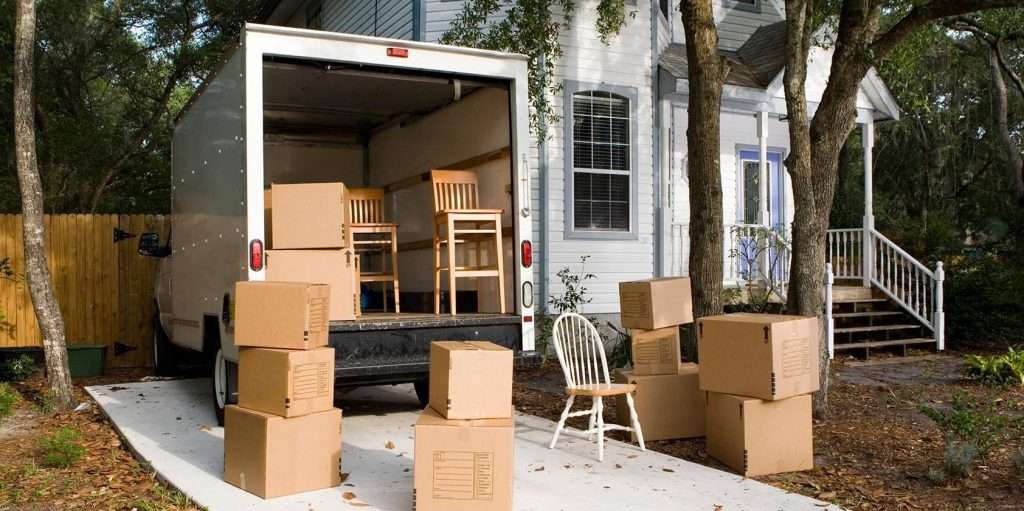 The Advantages Of Hiring A Local Moving Company