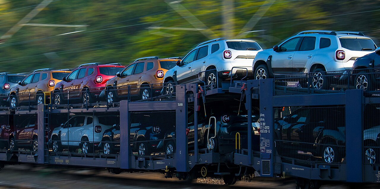 What is the Best Way to Ship a Car by Train?