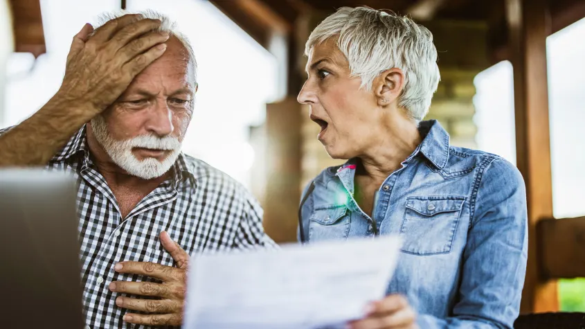 Are Moving Expenses Tax Deductible for Retirees?