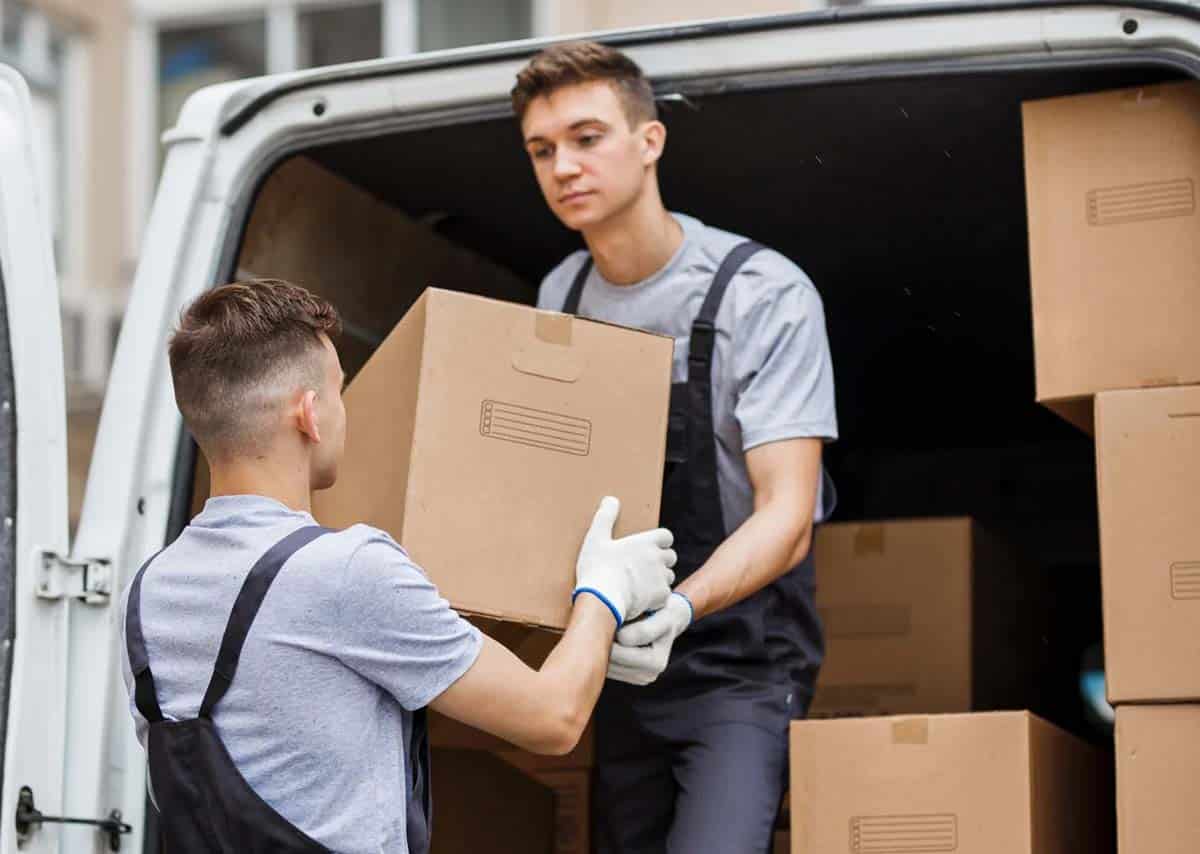 Best Full-Service Moving Companies: Finding the Right One