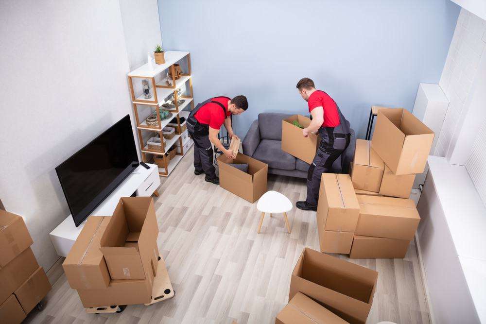 Tips for Hiring a Professional Movers Near Me