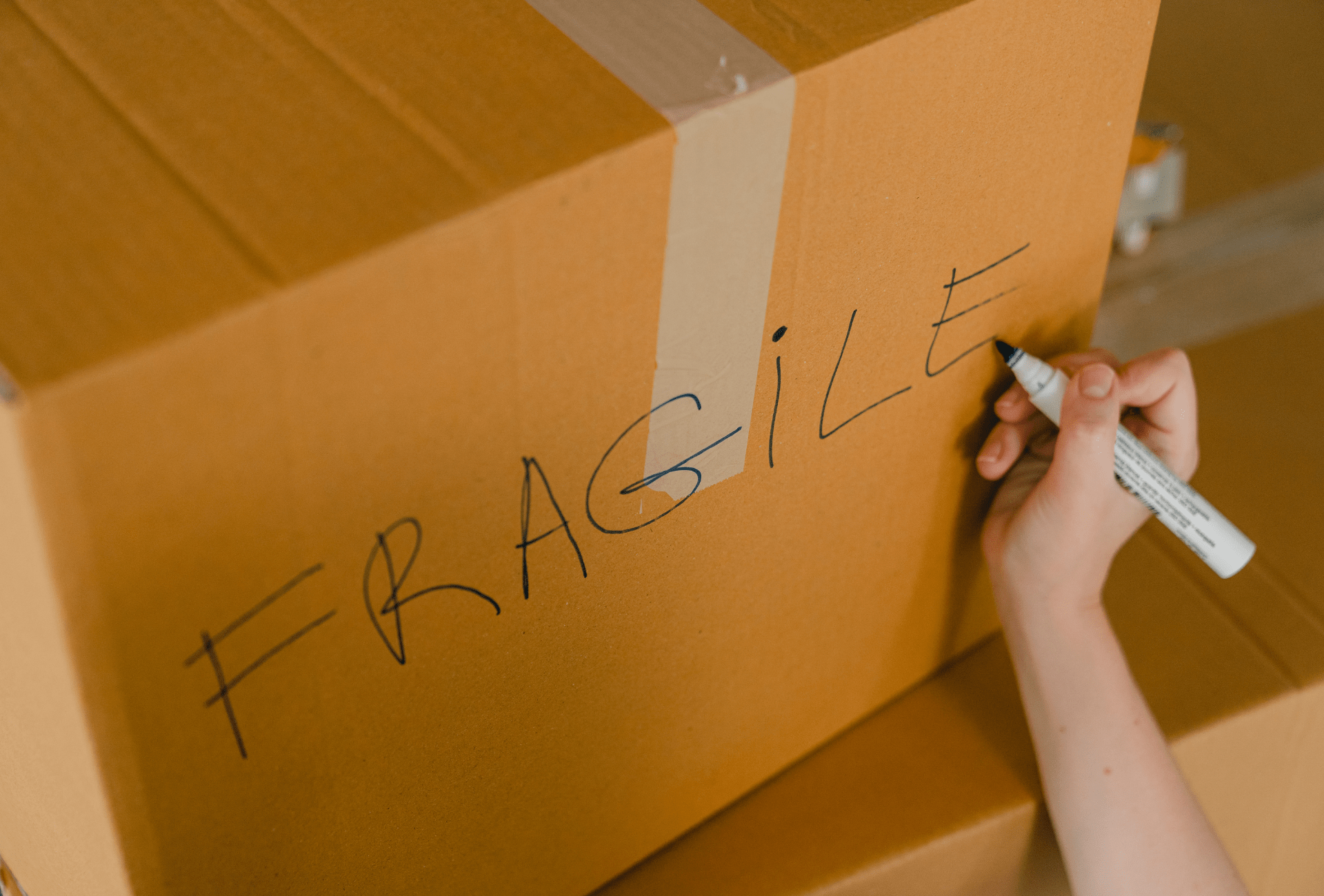 How to Safely Transport Fragile Items During an Interstate Move